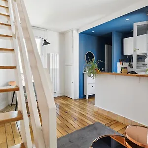 Charming Duplex In Privatestreet, Citycenter Parigi