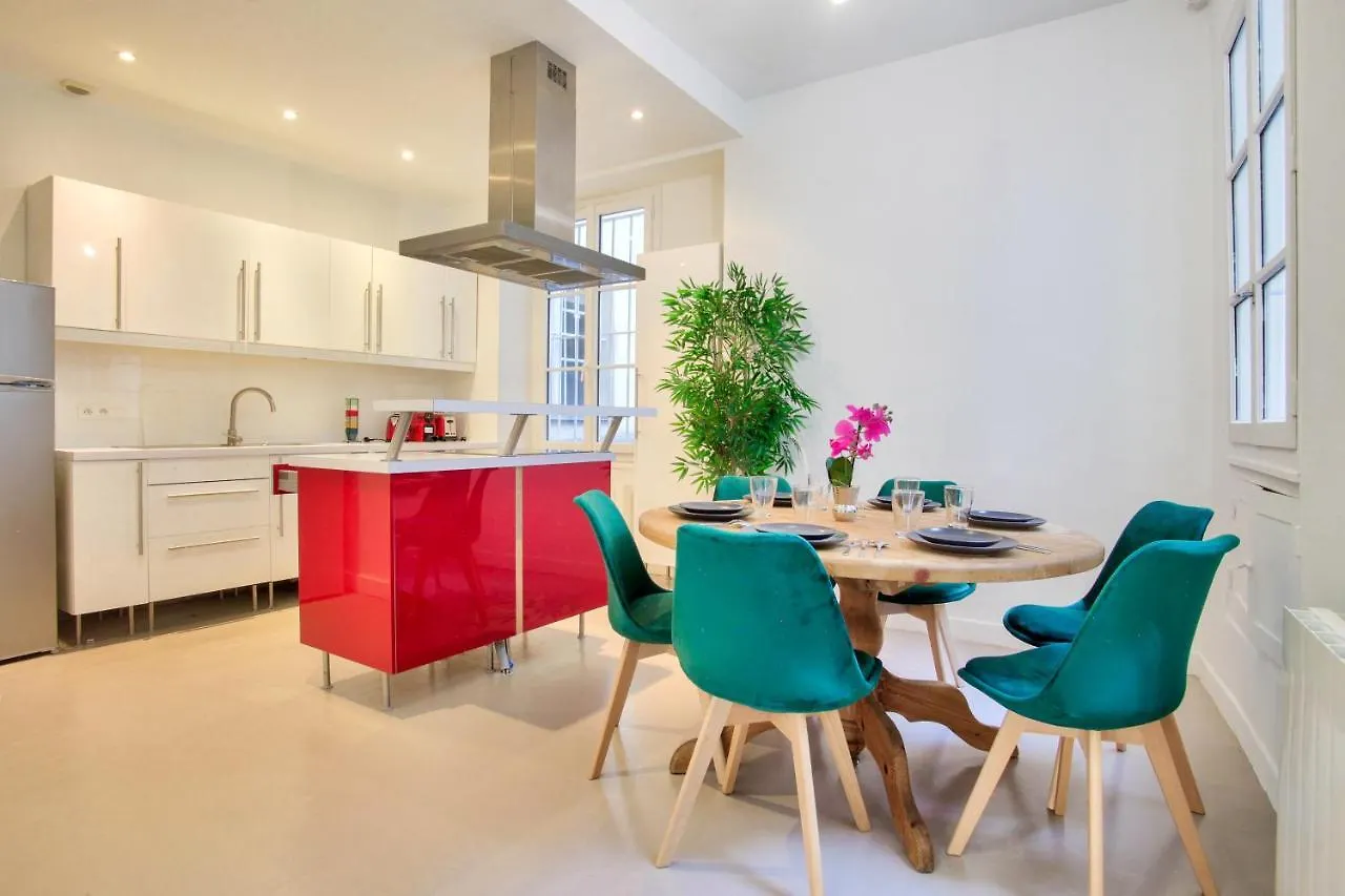 Appartement Quartier Chatelet Les Halles Free Netflix Parijs