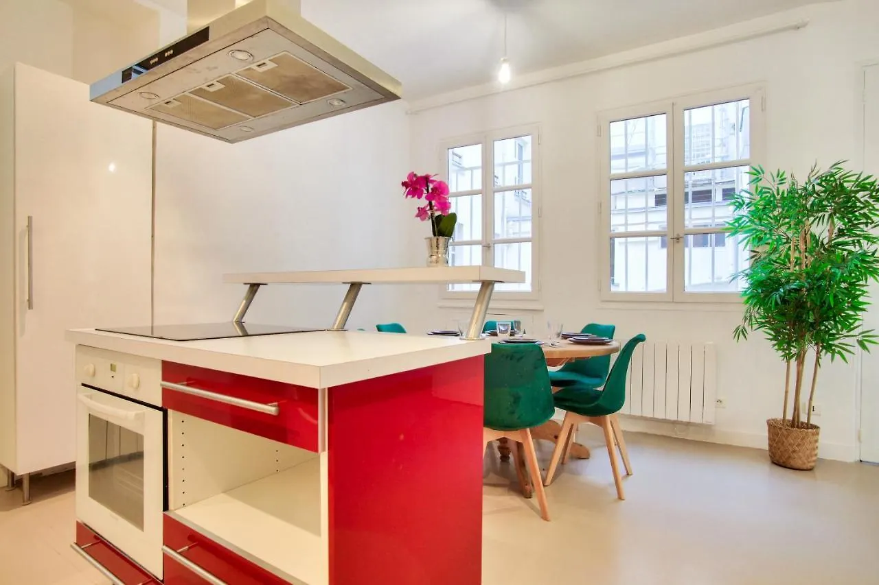 Appartement Quartier Chatelet Les Halles Free Netflix Parijs