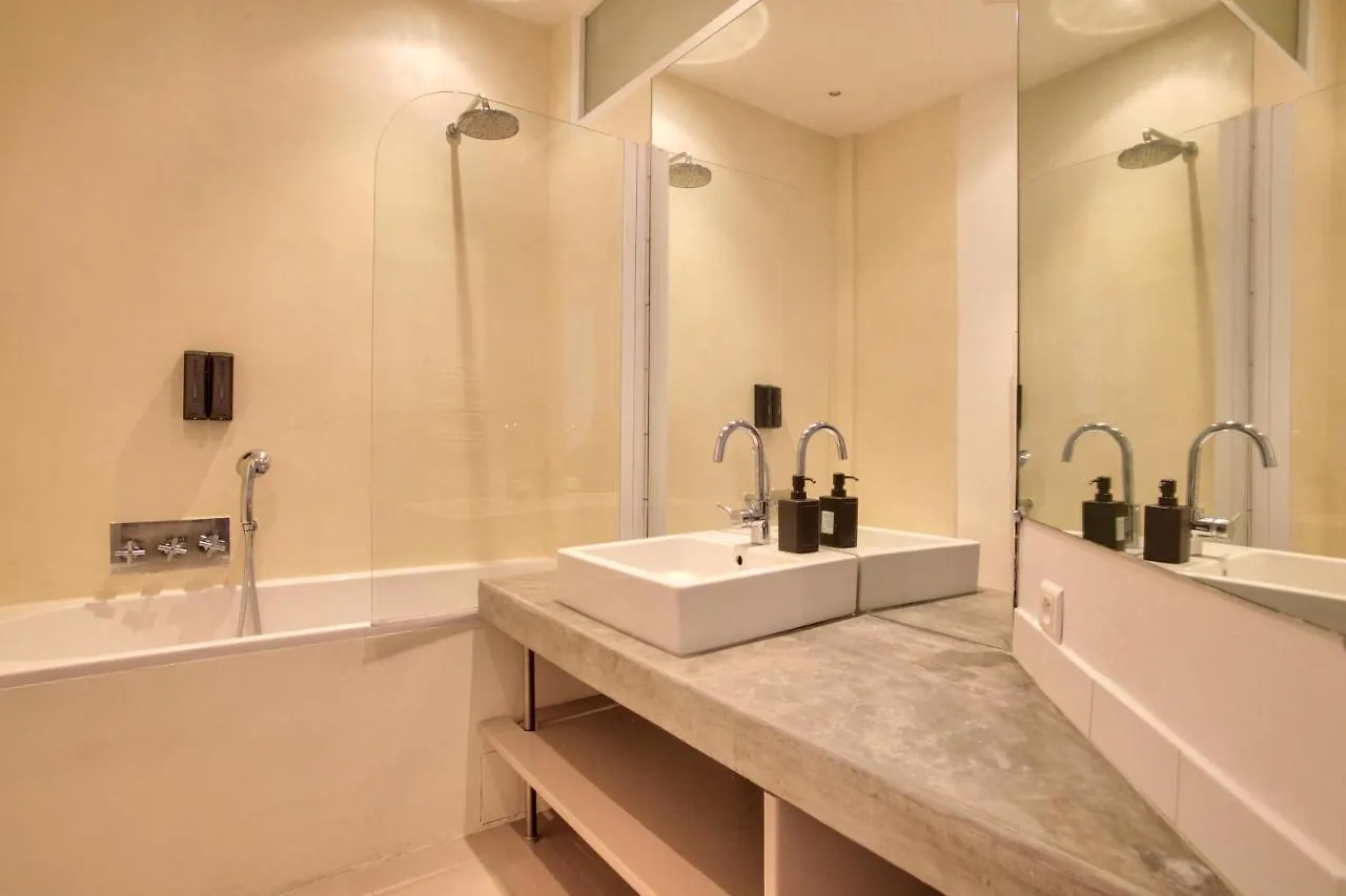 Appartement Quartier Chatelet Les Halles Free Netflix Parijs